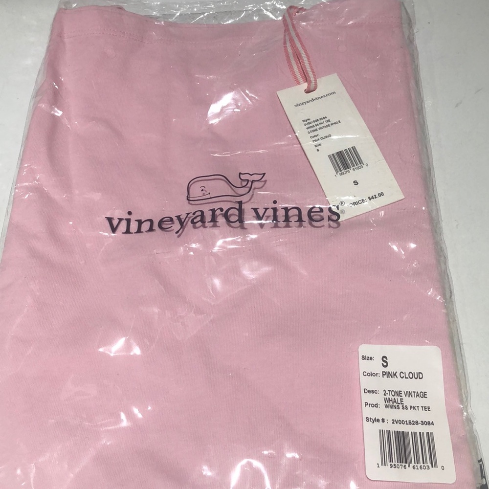 NWT Vineyard Vines women’s size s pink logo shirt sleeve t shirt